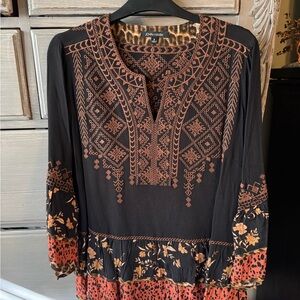NWOT John Mark Black and Brown Women's Top